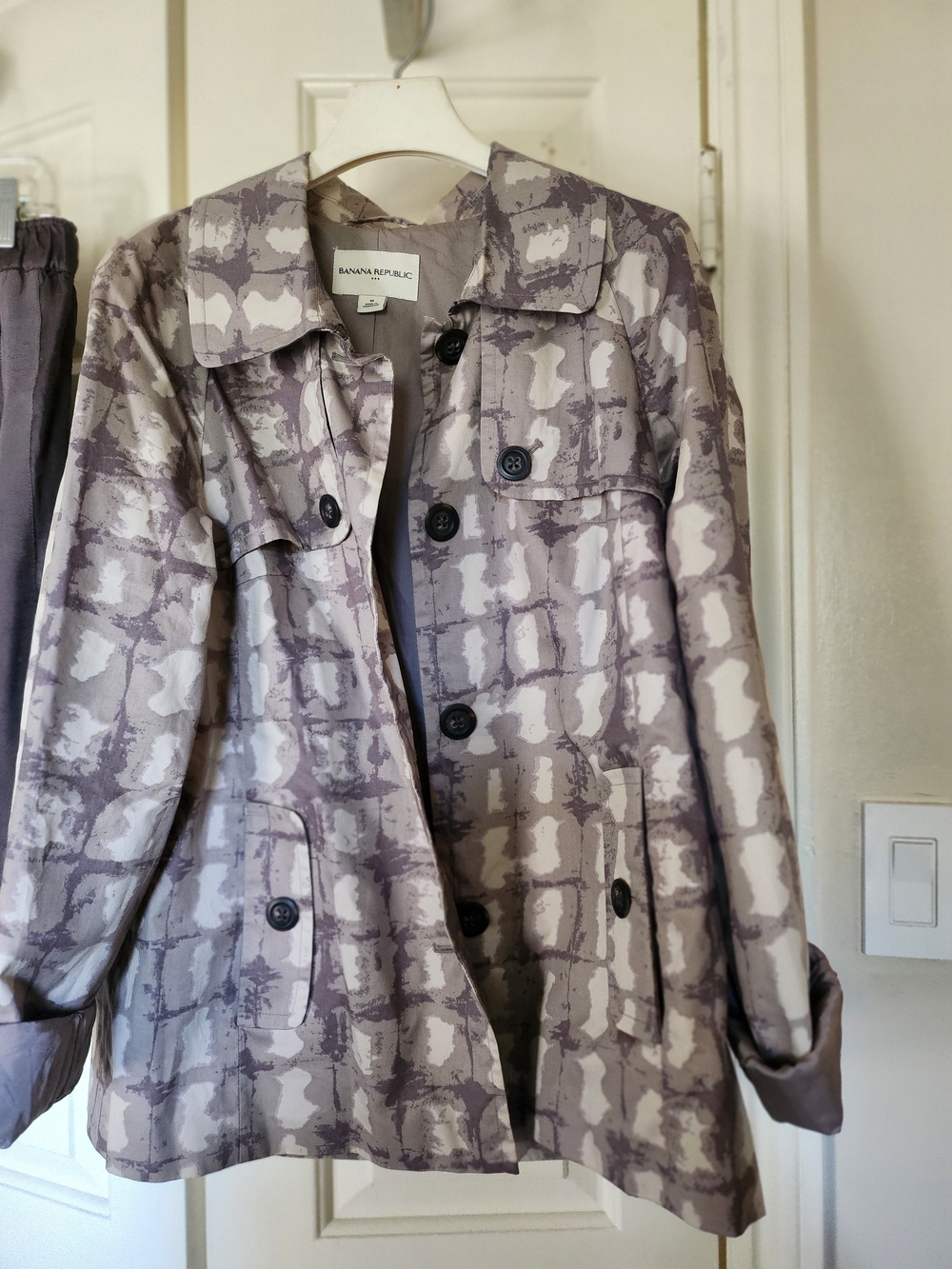 Banana Republic Women's Lavender and Cream Patterned Trench Coat